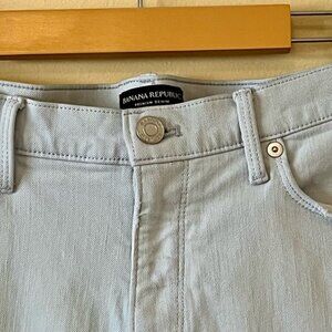 Banana Republic| Women’s Skinny Size 29 Light wash Straight Leg Denim Jean